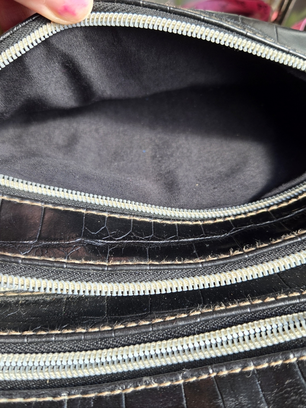 Relic by Fossil | Black Croc-Embossed Triple Zip Crossbody - Picture 6 of 16